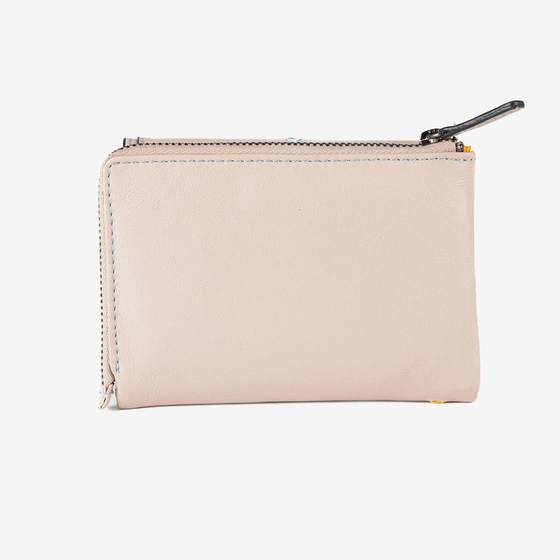 Billetero de piel para mujer, color beig, Serie stitch leather. 13.5x9.5 cm - Matties Bags