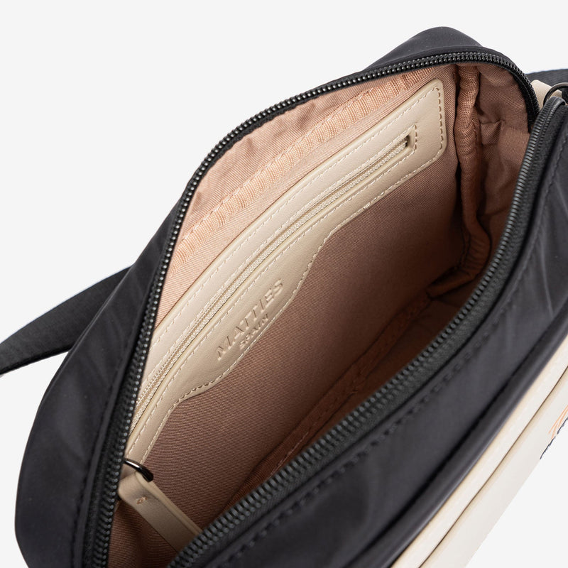 Bolso bandolera, color negro, Serie core. 22x15x07 cm - Matties Bags