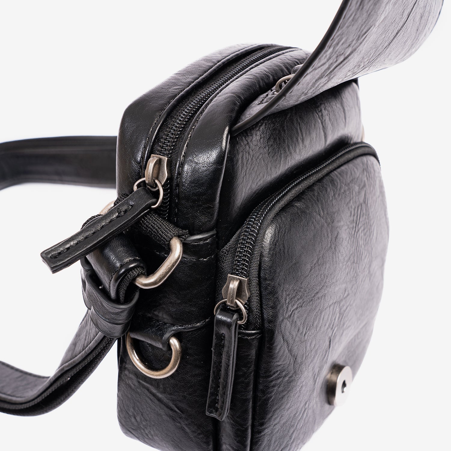 Bolso bandolera para hombre, Serie Classic Sport. 13.5x16 cm - Matties Bags
