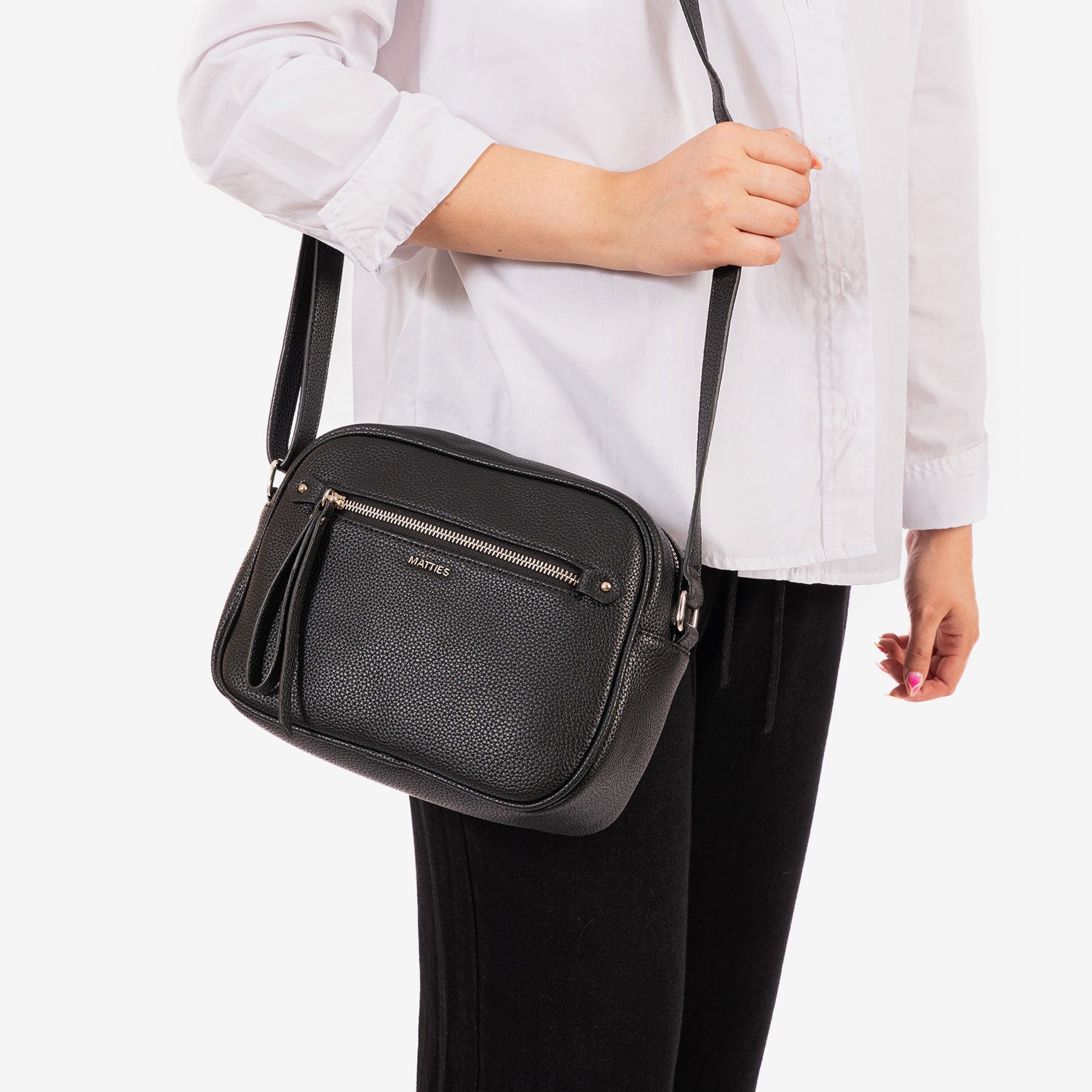 Bolso bandolera, Serie ebony. 24x17.5x09 cm - Matties Bags