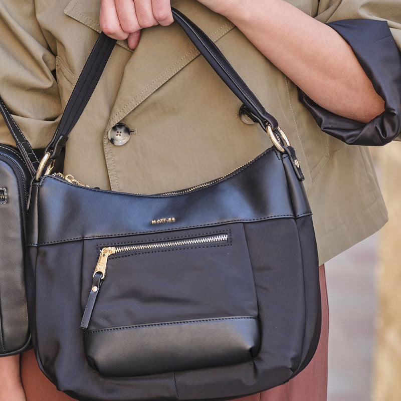 BOLSO DE HOMBRO CON BANDOLERA, SERIE BERJA. 26.5x24x13 CM - Matties Bags
