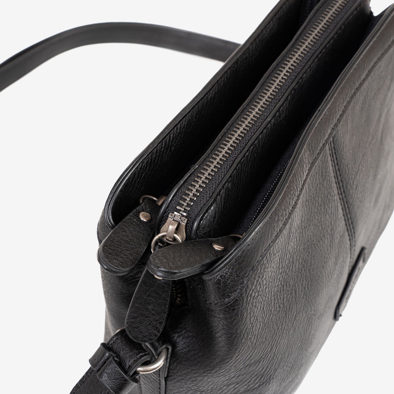 BOLSO DE MUJER, SERIE NEW CLASSIC. 22x16x10 CM - Matties Bags
