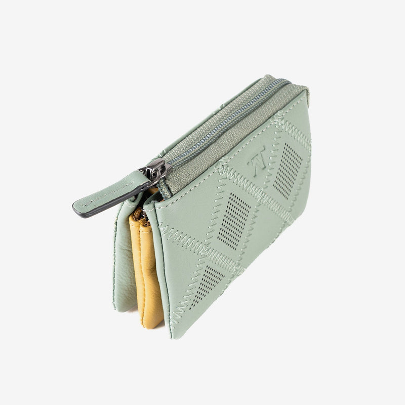 Monedero de piel para mujer, Serie laser leather. 12x07 cm