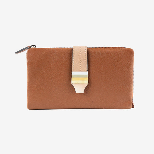 Billetero de piel para mujer, Serie strap leather. 16.5x10 cm