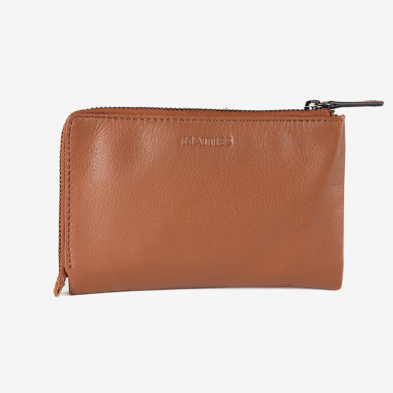 Billetero de piel para mujer, color cuero, Serie strap leather. 14.5x9.5 cm