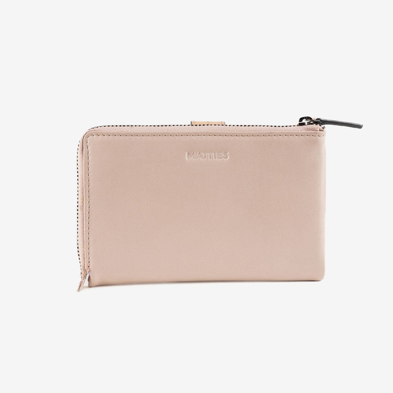 Billetero de piel para mujer, Serie strap leather. 14.5x9.5 cm