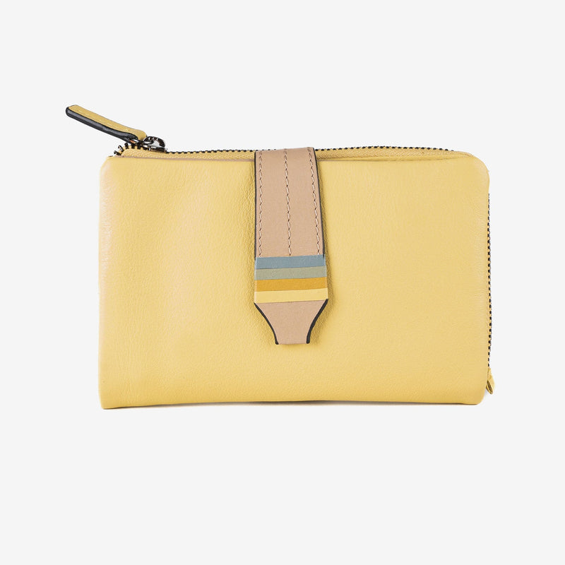 Billetero de piel para mujer, Serie strap leather. 14.5x9.5 cm