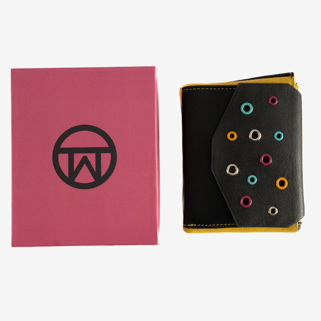 Women's wallet, Mushi Series. 9 x 12.5 cm