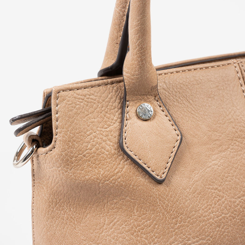 BOLSO DE MANO CON BANDOLERA, COLOR CAMEL-V, SERIE NEW CLASSIC. 28x20x11 CM