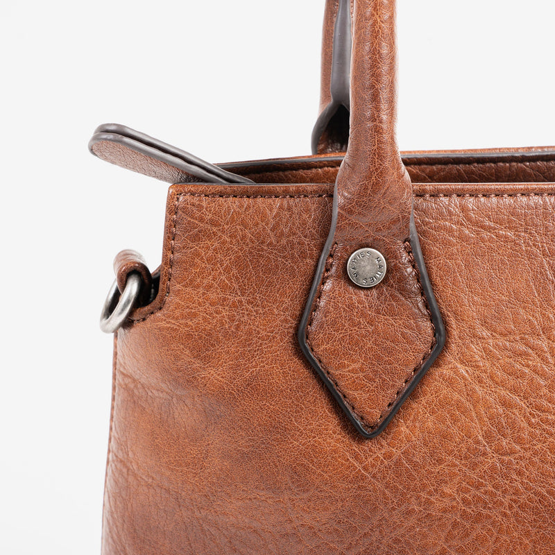 BOLSO DE MANO CON BANDOLERA, SERIE NEW CLASSIC. 28x20x11 CM