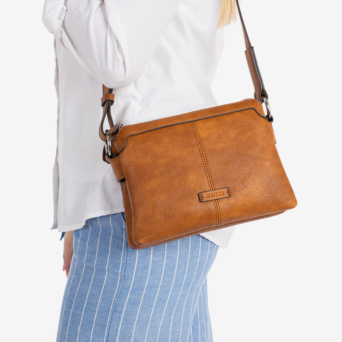 BOLSO DE MUJER, SERIE NEW CLASSIC. 24x16x07 CM