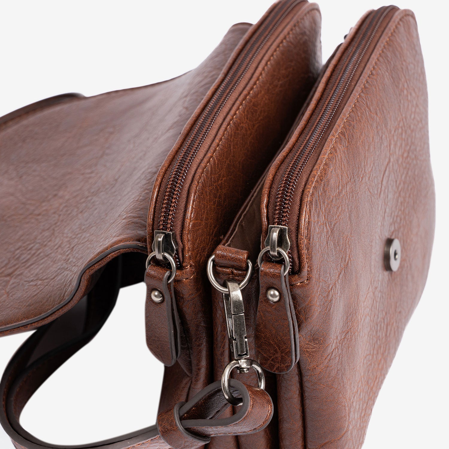 BOLSO DE MUJER, SERIE NEW CLASSIC. 20.5x16x08 CM