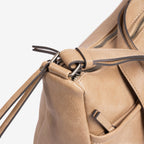 Bolso bandolera mujer, Serie New Classic. 24x22x11 cm
