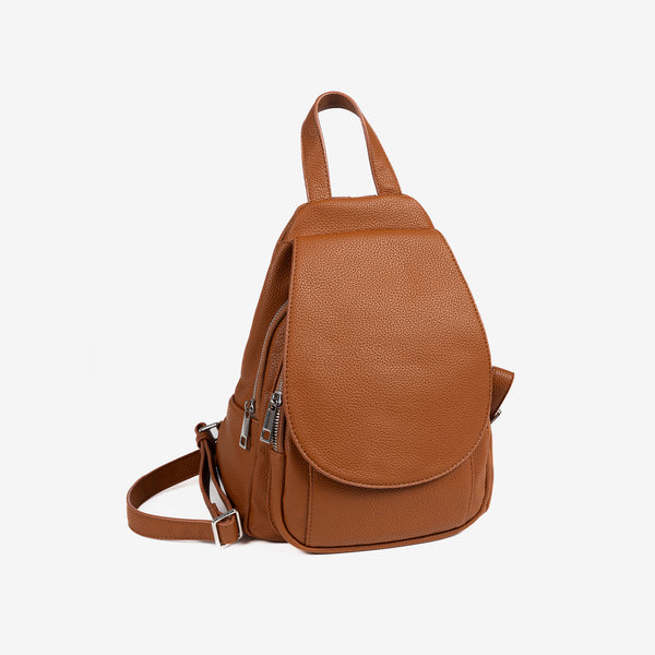 Woman's backpack, tan color, Collection reunion. 24x30x12 cm