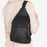 MOCHILA DE MUJER, SERIE REUNION. 26x27x12 cm