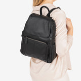 MOCHILA DE MUJER, SERIE REUNION. 29x36x11 cm