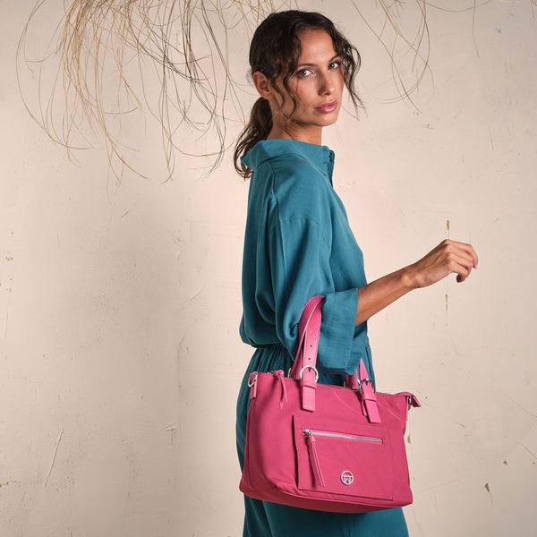 Handbag with shoulder strap, pink color, Collection paros. 29.5x20.5x14 cm