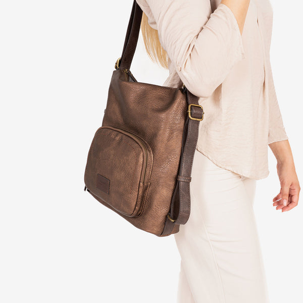 BOLSO DE HOMBRO CONVERTIBLE EN MOCHILA, COLOR BRONCE, SERIE OLMO. 29.5x30x10 cm