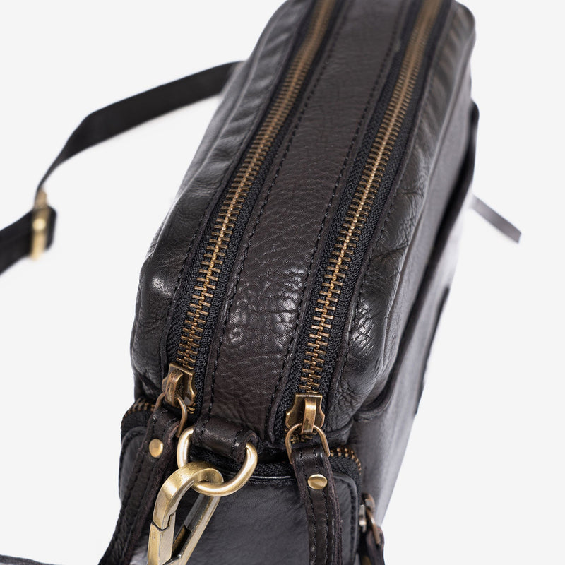 WOMEN'S CROSSBODY BAG, BLACK COLOR, WASHED LEATHER SERIES. 25x16.5x7.5 cm