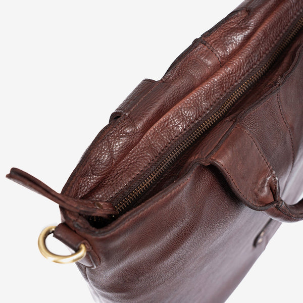 WOMEN'S HAND BAG WITH SHOULDER STRAP, BROWN COLOR, WASHED LEATHER SERIES. 30x29x15 cm