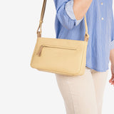 BOLSO DE MUJER, SERIE ADRA. 26x16x08 CM