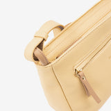 BOLSO DE MUJER, SERIE ADRA. 26x16x08 CM