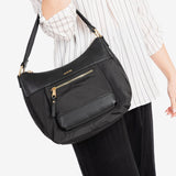 BOLSO DE HOMBRO CON BANDOLERA, SERIE BERJA. 26.5x24x13 CM