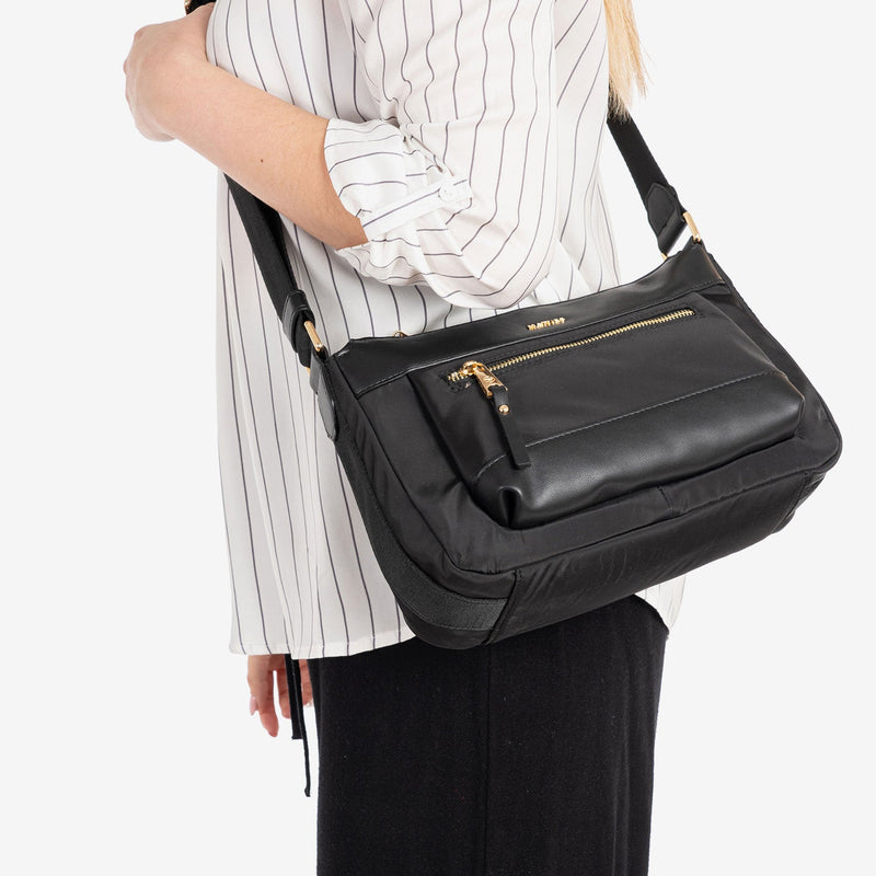 BOLSO DE MUJER, SERIE BERJA. 27x18x10 CM