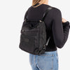 Bolso de hombro convertible en mochila, Serie jenna. 25x28x12 cm