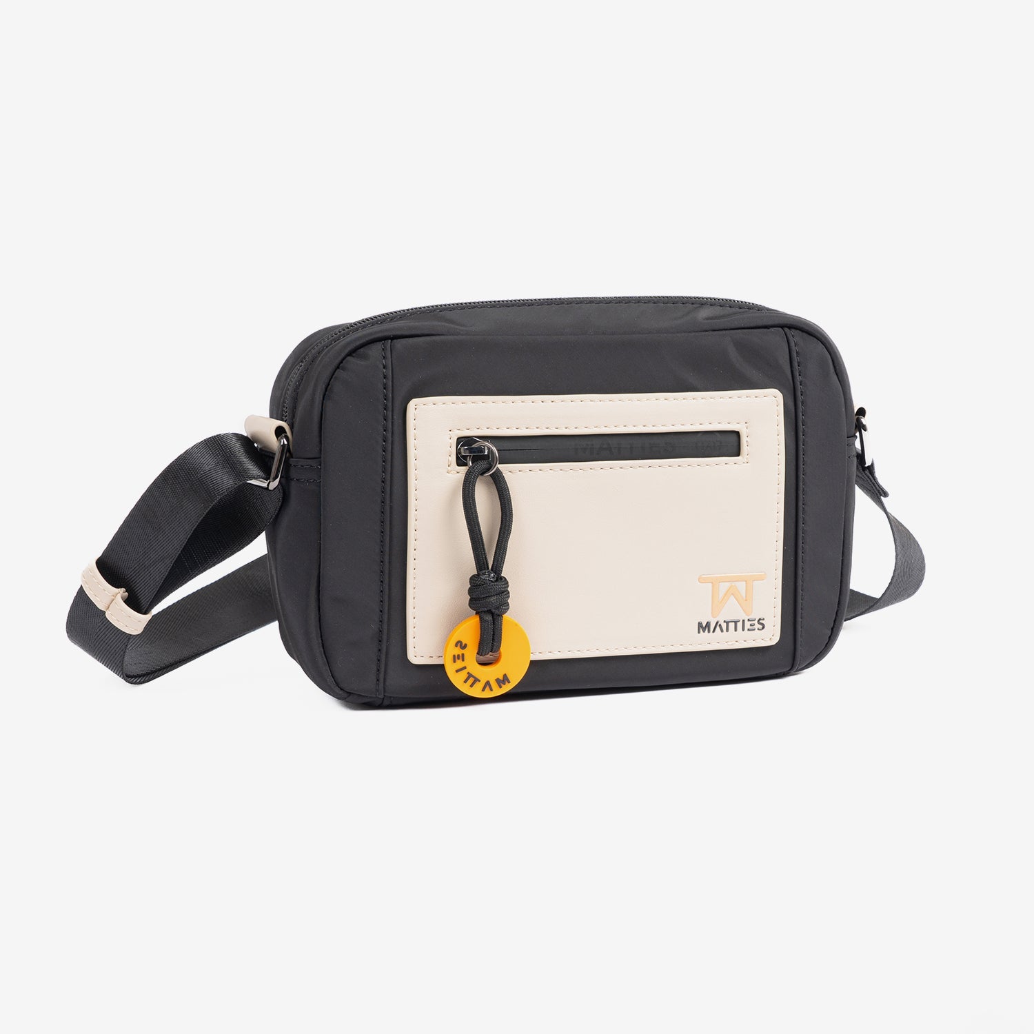 Crossbody bag, black color, Core series. 22x15x07 cm