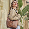 Bolso de hombro con bandolera, Serie velvet. 23x28x13 cm