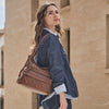 Bolso de hombro convertible en mochila, Serie eva/leather. 28x28x13 cm