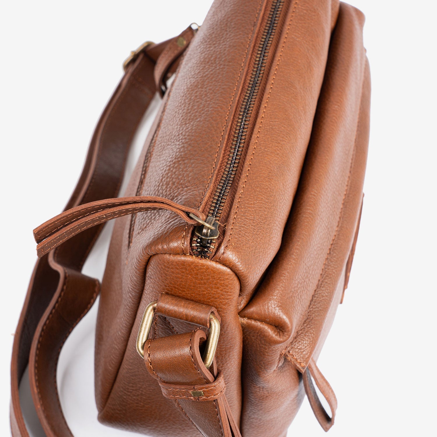 Bolso bandolera, Serie eva/leather. 25x19.5x10 cm