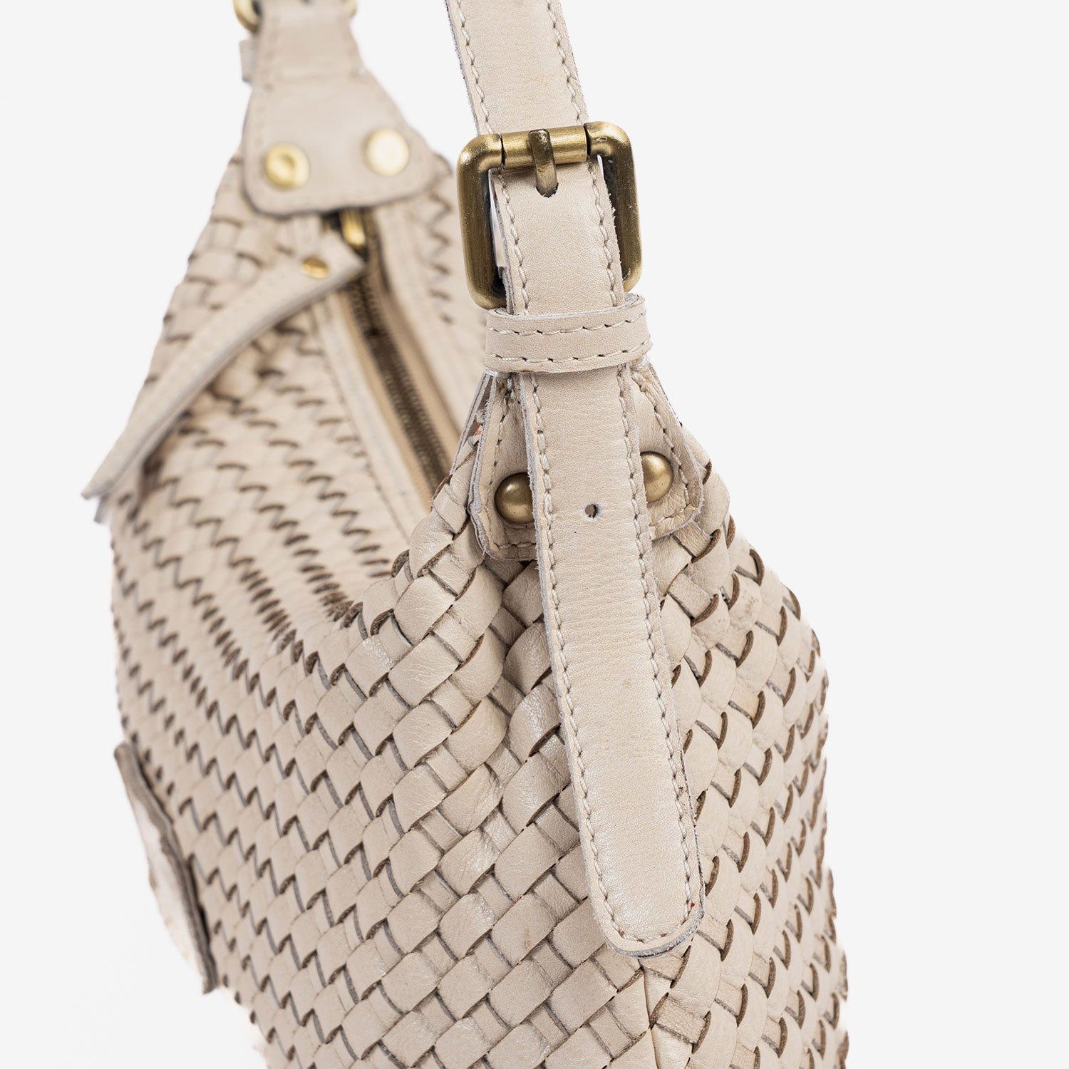 Bolso de hombro mujer, Serie Trenzados/Leather. 30x13x09 cm