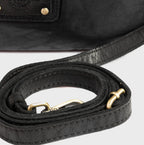 Bolso de hombro con bandolera de piel natural