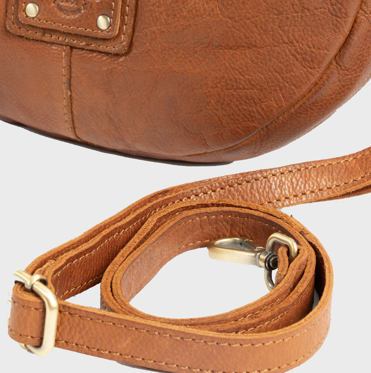 Bolso de hombro de piel natural