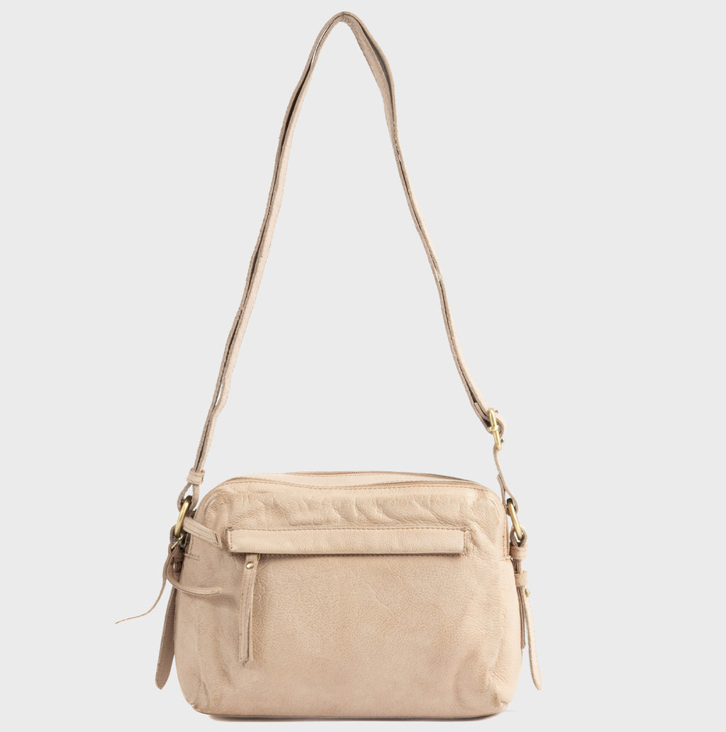 Shoulder bag, Young leather series. 25x19x07 cm