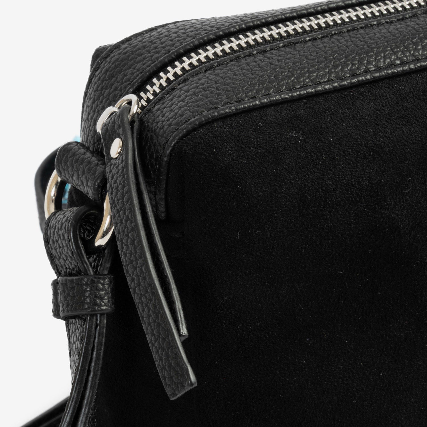 Crossbody bag, Copenhagen Series. 25.5x18x09 cm