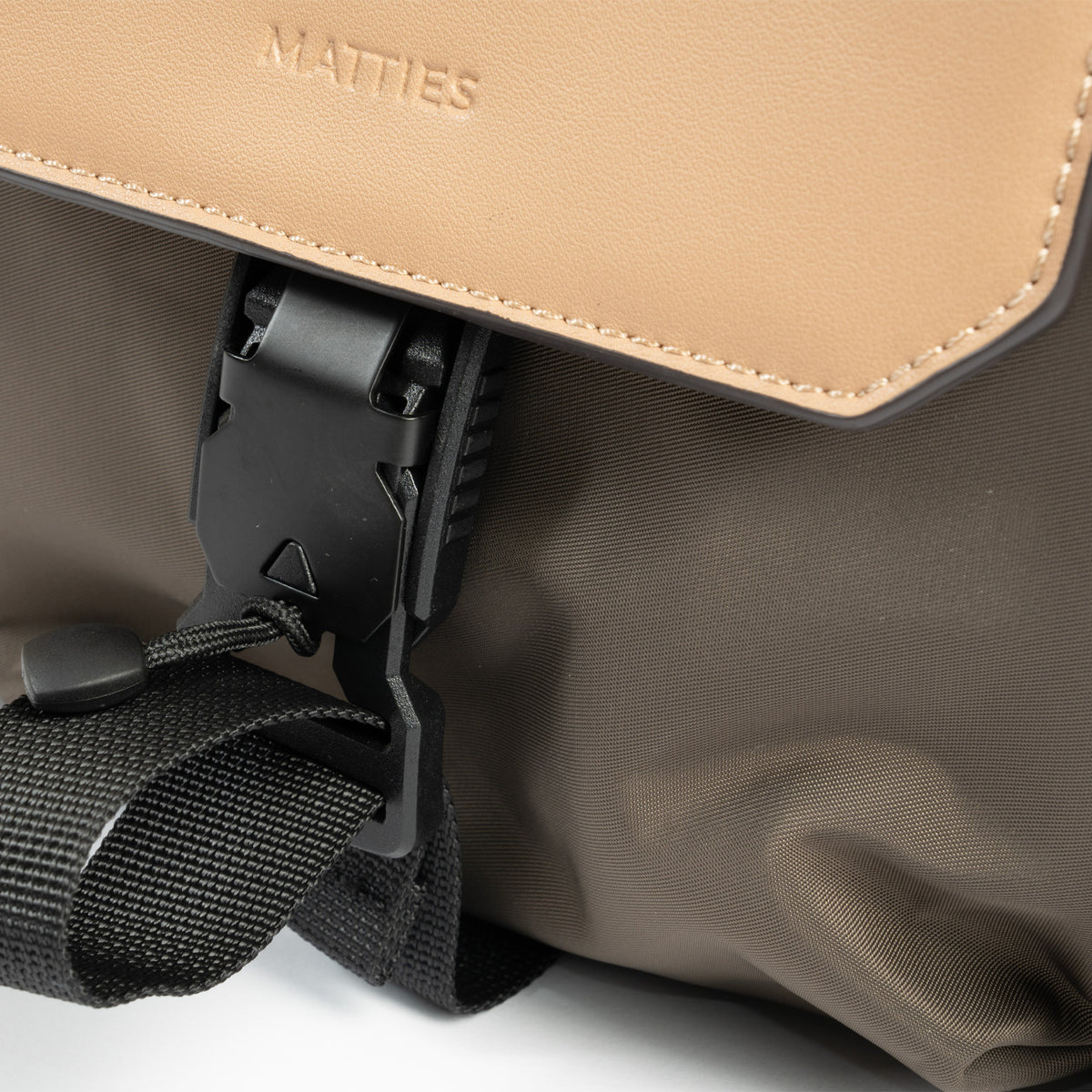 Bolso de hombro con bandolera Alpes