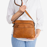 Bolso bandolera Classic, color cuero-v. 25x21x10 cm