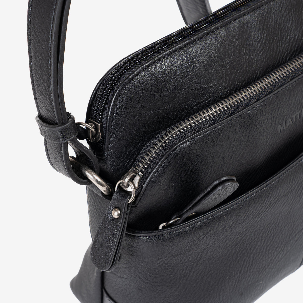 Classic shoulder bag, leather color