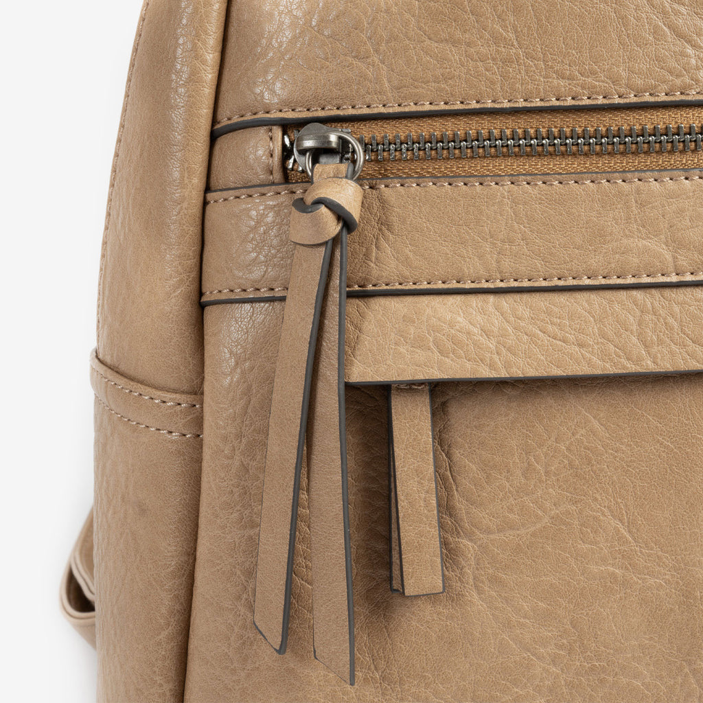 Classic Backpack, Backpack Series. 26.5x30x10.5 cm