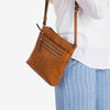 MINI BOLSO BANDOLERA PARA MUJER, SERIE MINIBAGS ESMERALDA. 21x21x6 cm