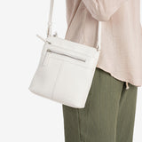 MINI CROSSBODY BAG FOR WOMEN, WHITE COLOR, MINIBAGS EMERALD SERIES. 21x21x6 cm