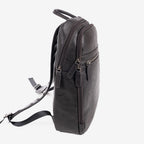 Mochila para hombre, color café, Colección juvenil. 27x36x09 cm