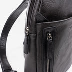Men's shoulder bag, leather color, Verota Collection. 20x30x05cm