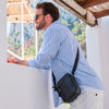 Bolso bandolera para hombre, color negro, Colección verota. 17x22 cm