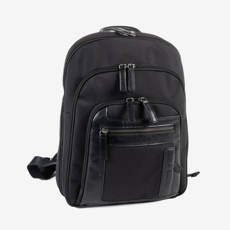 MOCHILA PARA HOMBRE, COLOR Negro, COLECCIÓN NYLON SPORT. 28x37x09 cm