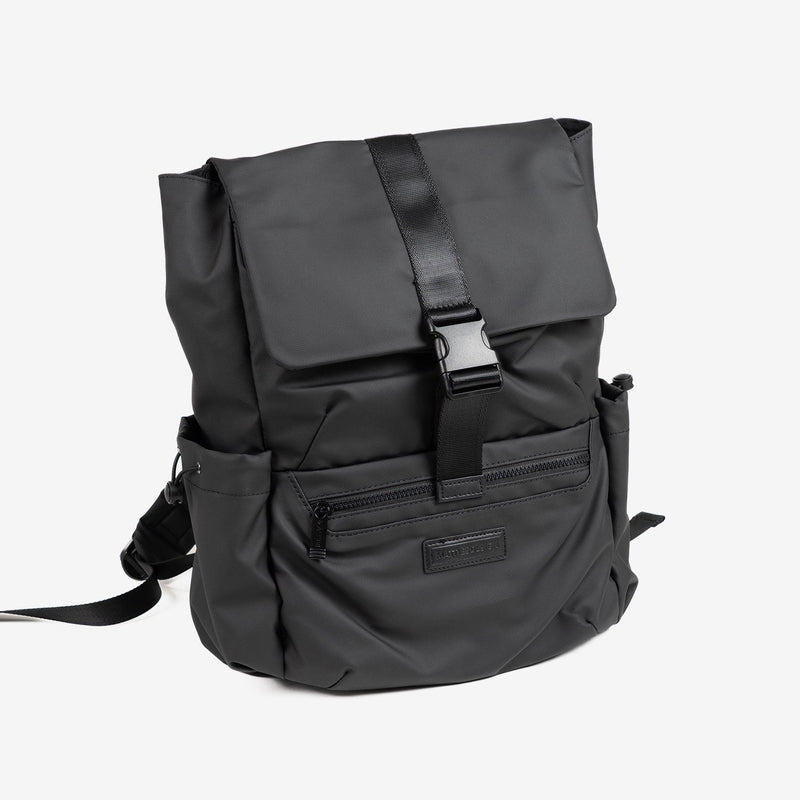 BACKPACK FOR MEN, COLOR Black, COLECCIÓN COATED NYLON. 30x42x15 cm