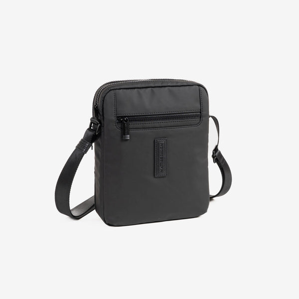 CROSSBODY BAG FOR MEN, COLOR Black, COATED NYLON COLLECTION. 21x26x07 cm